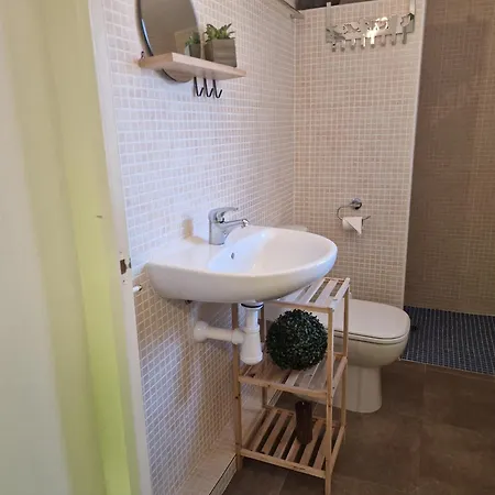 Holiday home Jack, 300m To Beach, Privat-pool, On-site-service, Dog *